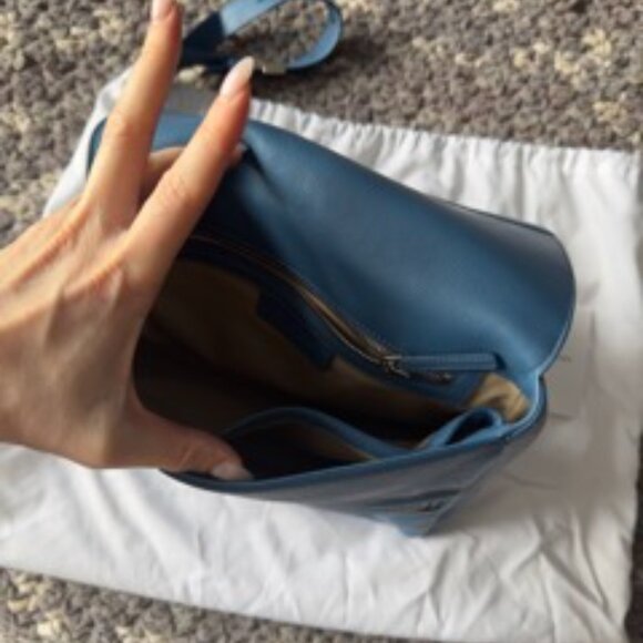 Givenchy Pandora Pure Bag- Blue (Authentic) - Picture 9 of 15